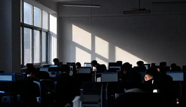 ai场景图片提示词是什么意思及适用场景分析