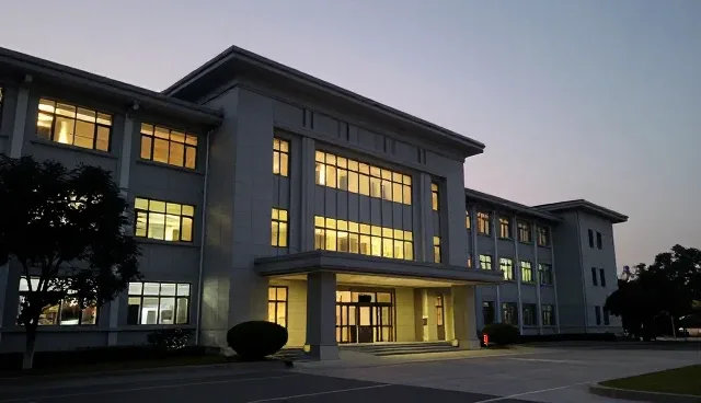 AI违规提示词改写器:自媒体运营中的使用建议